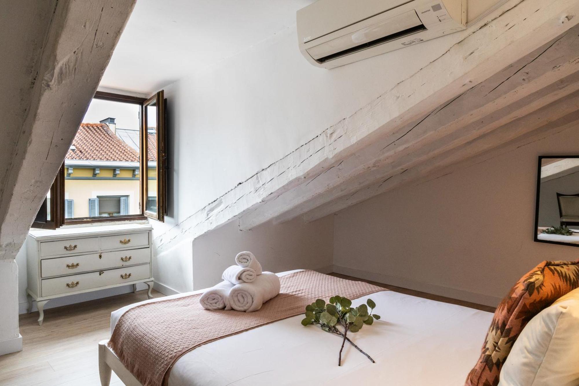 Apartamento Charming Fuencarral Madrid Exterior foto