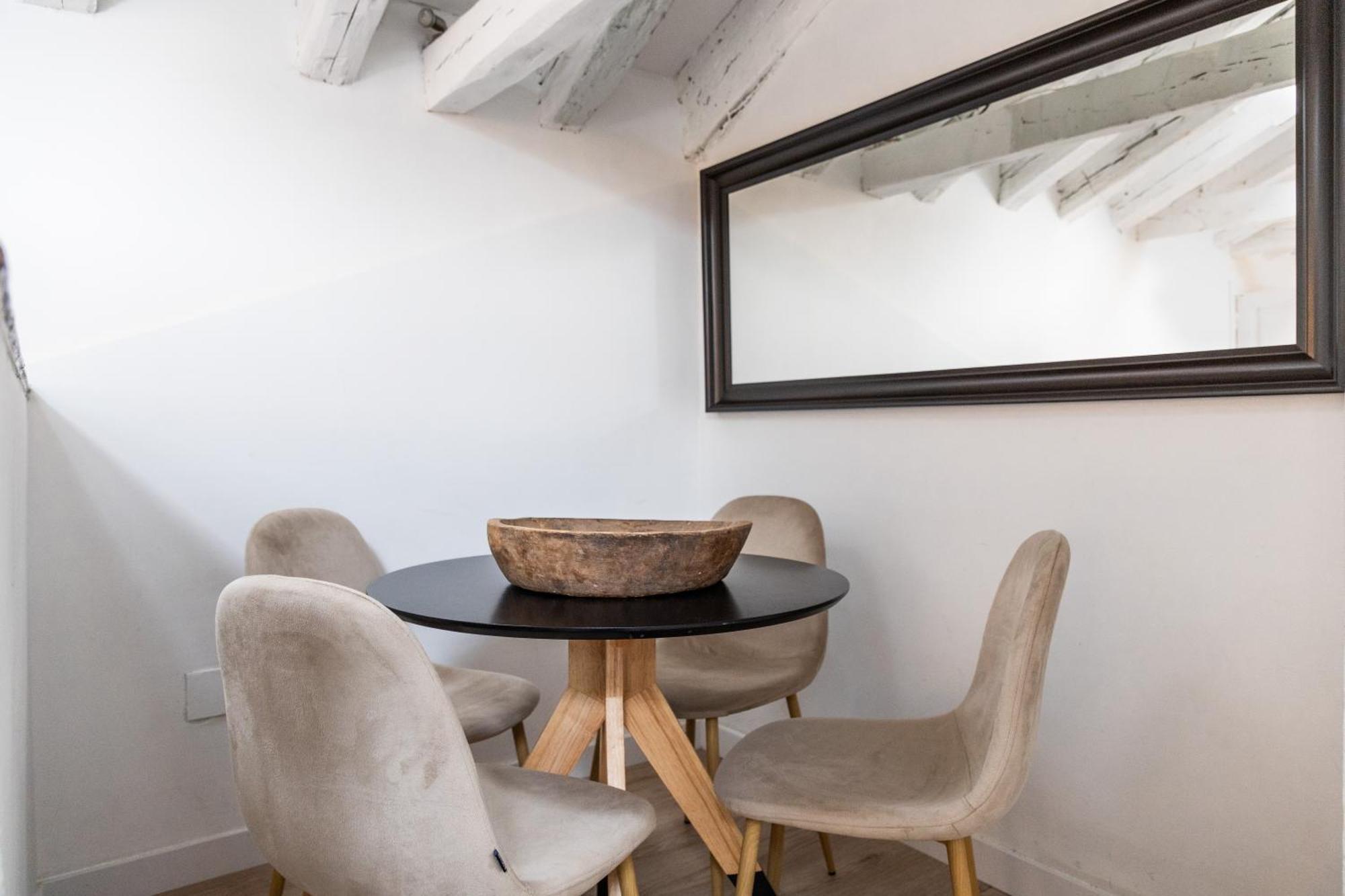 Apartamento Charming Fuencarral Madrid Exterior foto